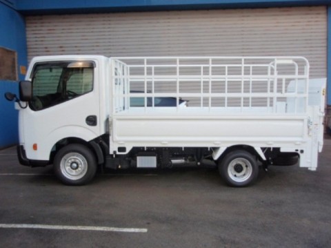 タイヤ運搬車