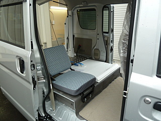 車いす用リフト