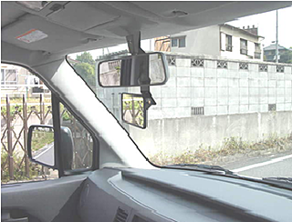 運転免許教習車