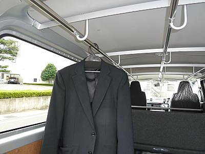 Ｊ型ハンガーパイプ