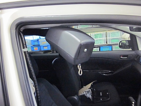 車いすクレーン