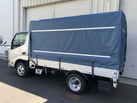 ４柱３方開　幌