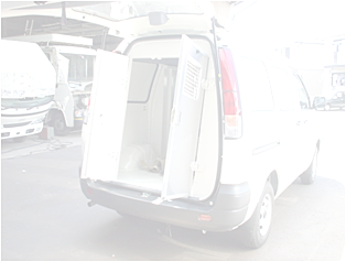 現金輸送車 現金輸送車