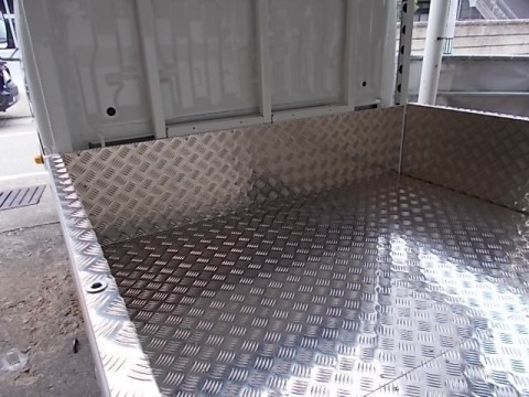 ボディ色塗装