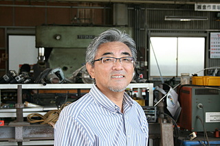 高野　忠正